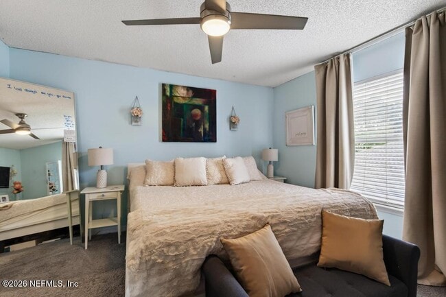 Building Photo - 805 Old Bridge Rd