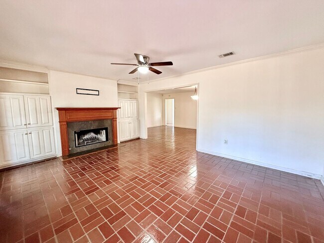 Building Photo - 3134 Fritchie Dr