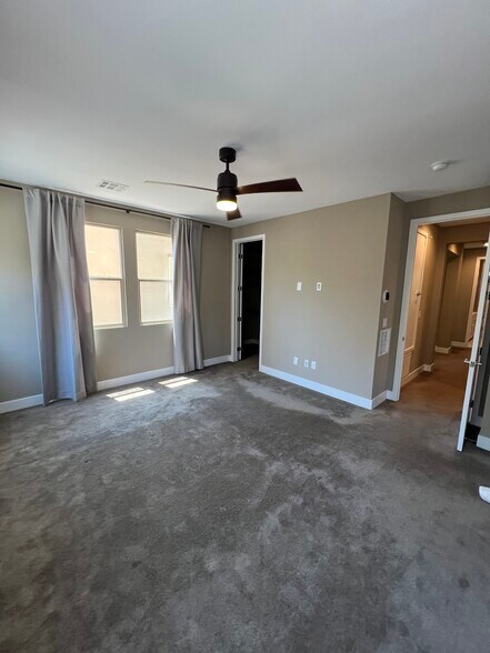Building Photo - 11361 Gravitation Dr