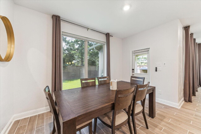 Building Photo - Beautiful Corner Lot Home with No Back Neighbors & Low-Maintenance Living