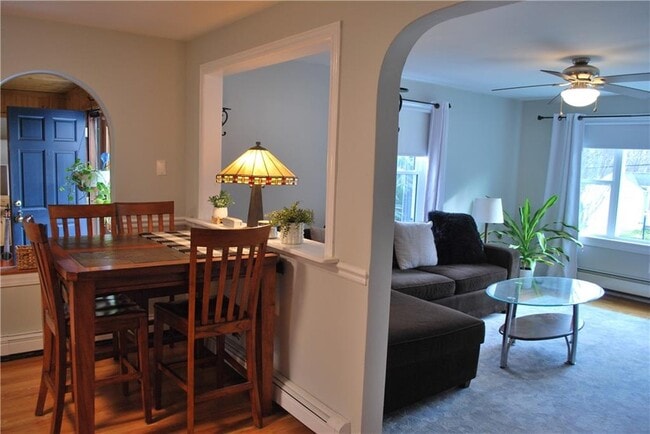 Building Photo - 161 Hadde Ave