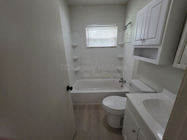 Building Photo - 517 Hornor Ave