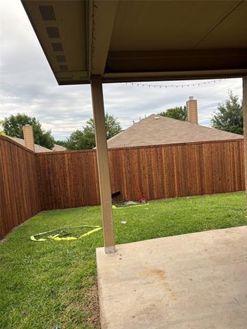 Building Photo - 221 Spring Hollow Dr