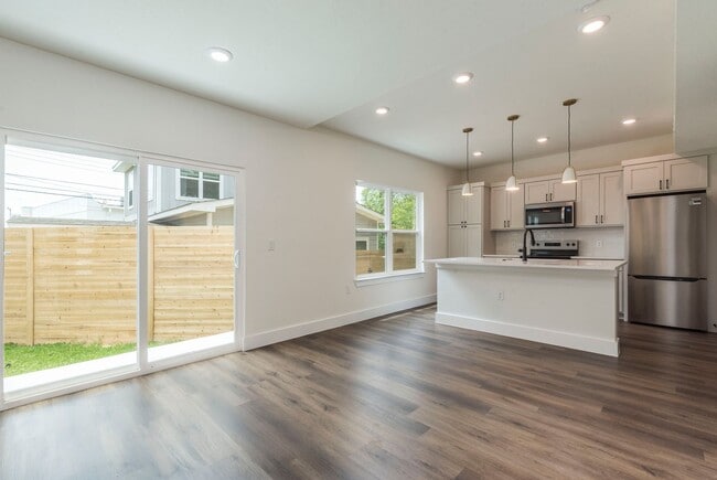 Building Photo - 3702 Tower View Ct