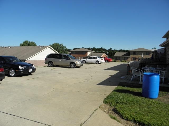 Building Photo - 8750 Sherry Dr