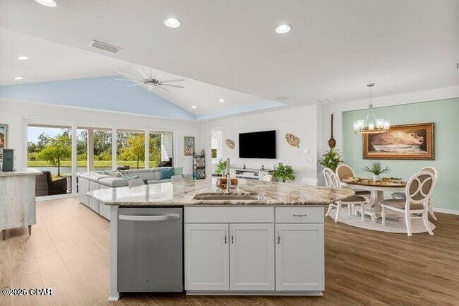 Building Photo - 8435 Coral Reef Wy