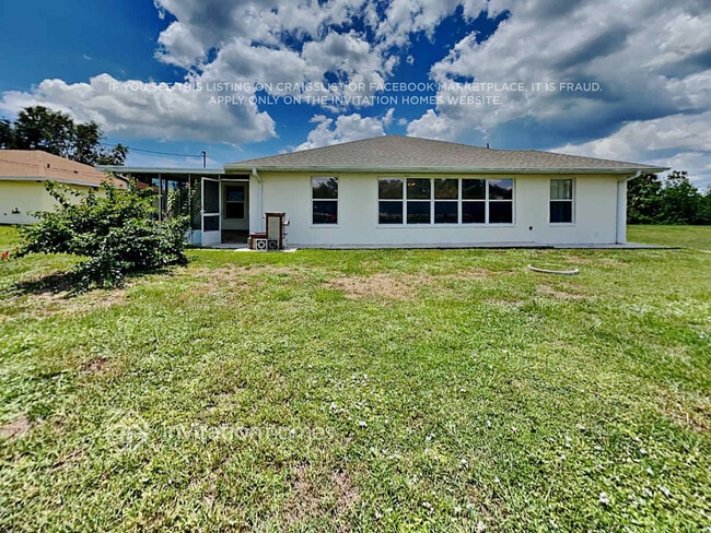 Building Photo - 2826 Gisela Rd