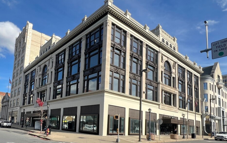 Building Photo - 409 Lackawanna Ave