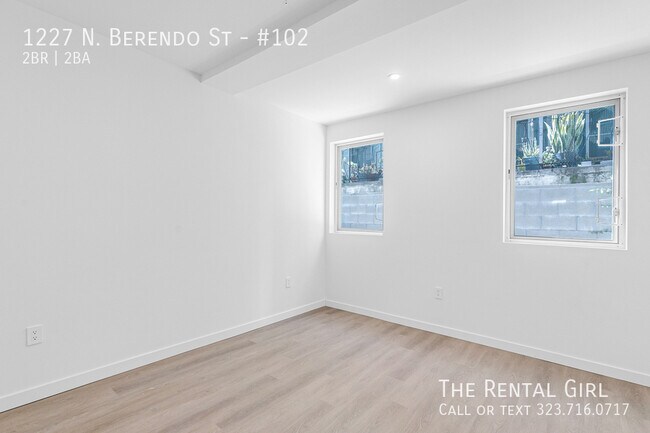 Building Photo - 1227 N Berendo St