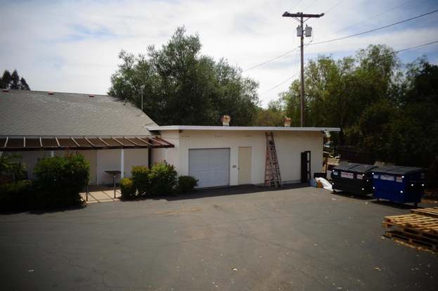Building Photo - 28560 Lilac Rd