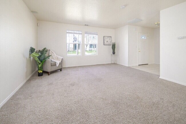 Building Photo - 6561 S Covewood Way