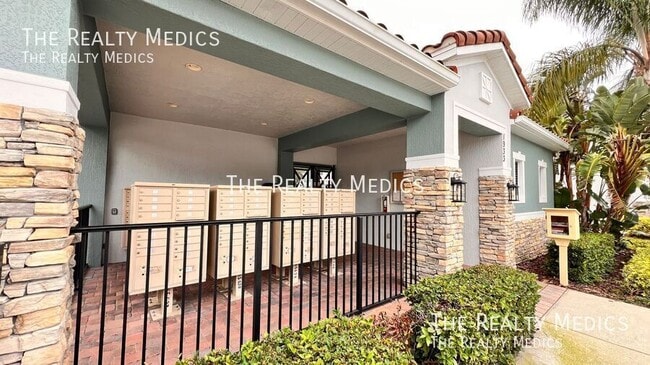 Building Photo - 1900 Garden Sage Dr