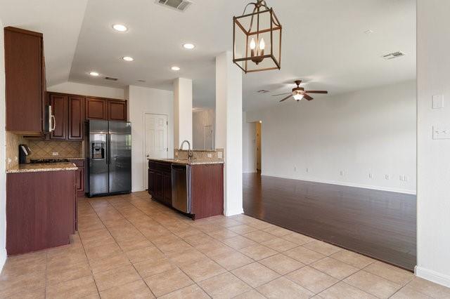Building Photo - 1049 Regency Ln