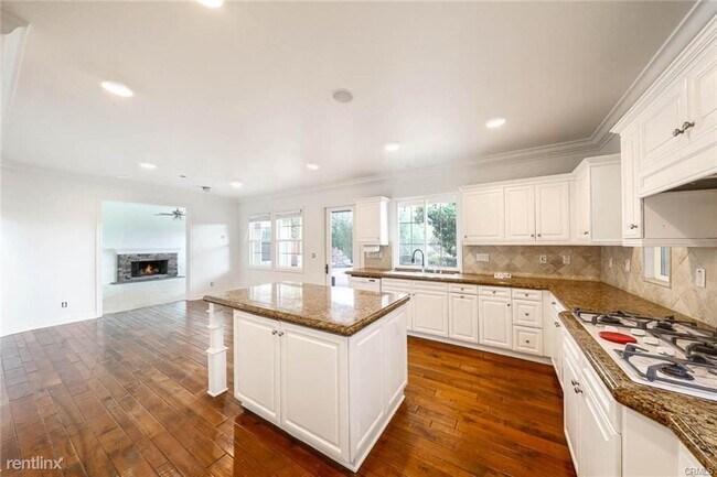 Building Photo - 4 br, 4 bath House - 22 Clydesdale Dr