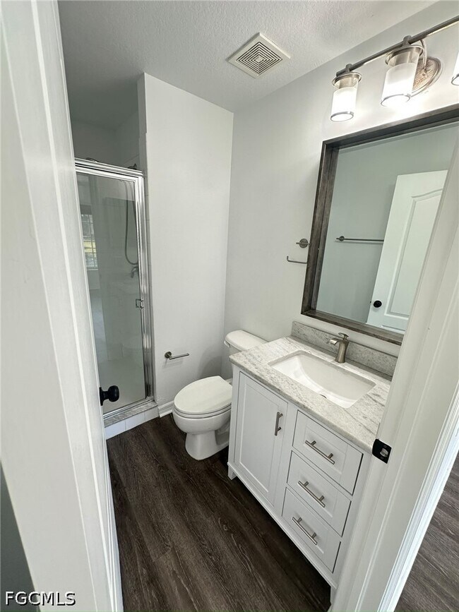 Building Photo - 9419 Ivy Brook Run