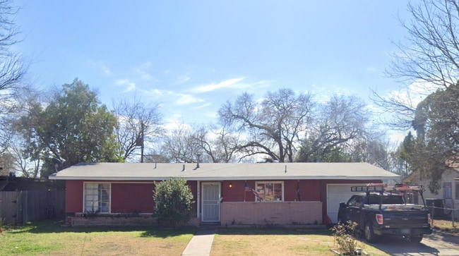 Building Photo - 306 Brettonwood Dr