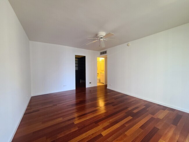 Building Photo - 1310 N Ritchie Ct