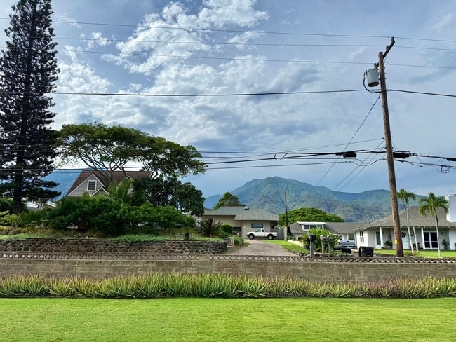 Building Photo - Partially Furnished Spacious 5 Bedroom / 2 Bathroom Home with Ocean View – Sandhills