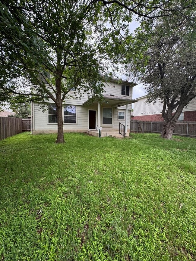 Building Photo - 2612 Tinmouth St