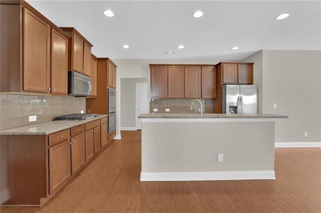 Building Photo - 1710 Eastbrooke Pl