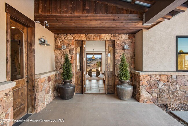 Building Photo - 91 Schooner Ln