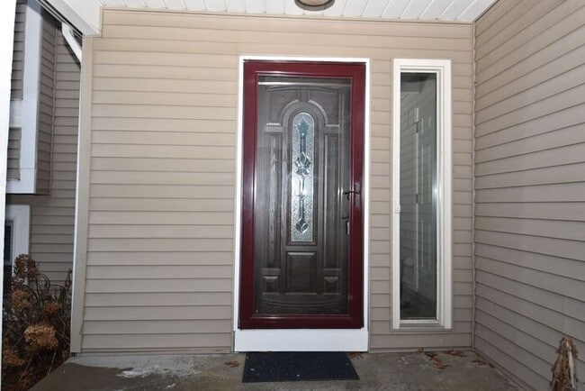 Building Photo - Cross Creek 4 bedroom home