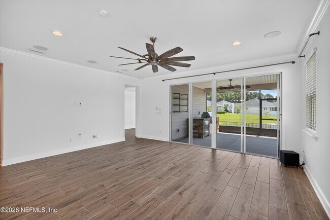 Building Photo - 855 Flach Dr