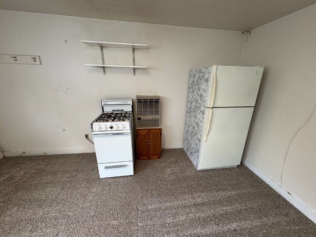 Building Photo - Studio Cottage