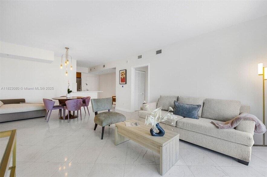 Building Photo - 325 S Biscayne Blvd