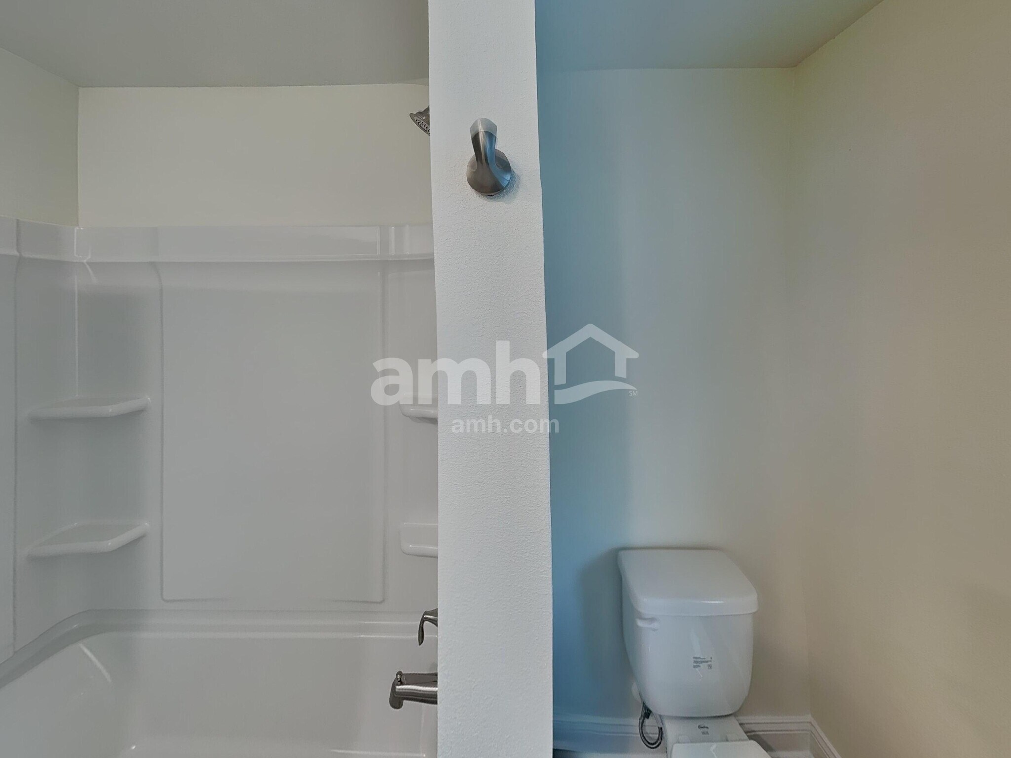 Building Photo - 2526 Feather Crst Dr