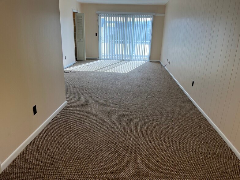 Building Photo - 535 S Wayne St