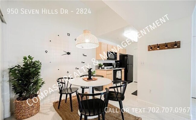 Building Photo - 950 Seven Hills Dr