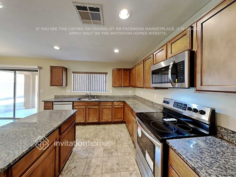 Building Photo - 3436 E Harwell Rd