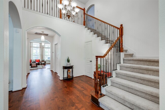 Building Photo - 5722 Ballina Canyon Ln