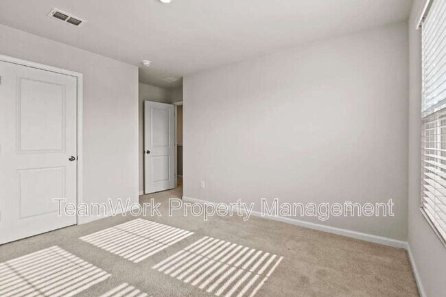 Building Photo - 507 Donnas Vw Wy