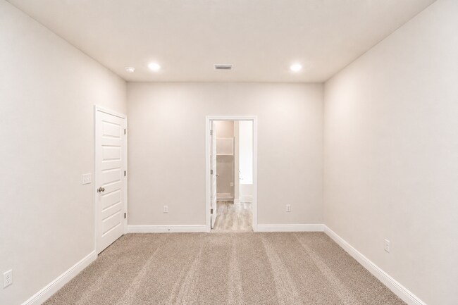 Building Photo - Be the First to Live in This Brand-New 4BR/2BA Home in Gaylen Oaks with Quartz Countertops & Conv...