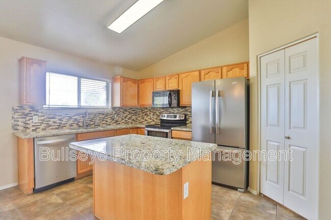 Building Photo - 21003 S 194th St