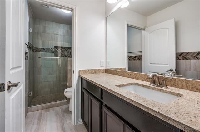 Building Photo - 1221 Dakota St