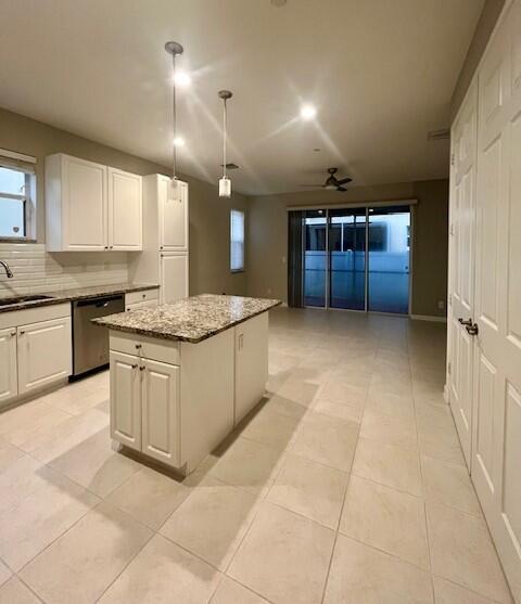 Building Photo - 9457 SW Purple Martin Way