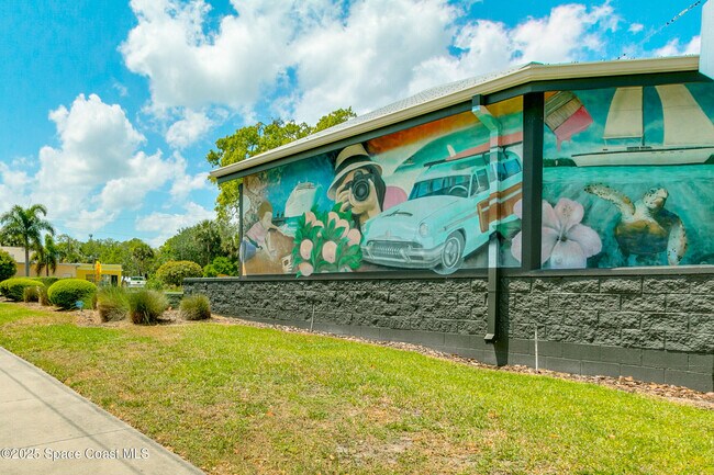 Building Photo - 2364 Pineapple Ave