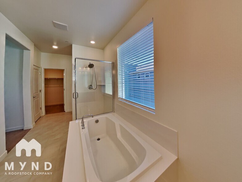 Building Photo - 2832 Mossy Creek St