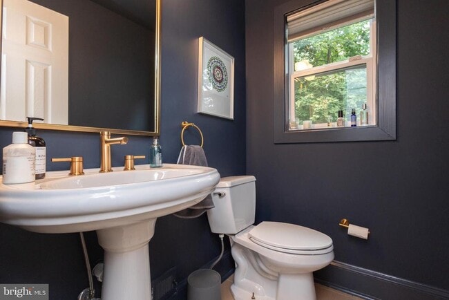 Building Photo - 416 N Cleveland St