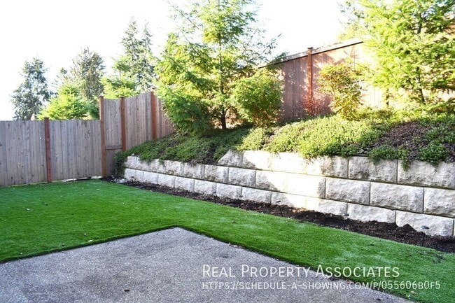 Building Photo - 1725 182nd Pl SW