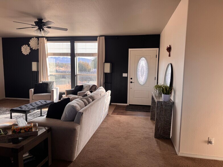 Building Photo - 36 Calle Enrique