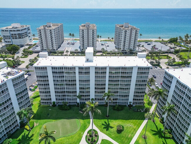 Building Photo - 3310 S Ocean Blvd