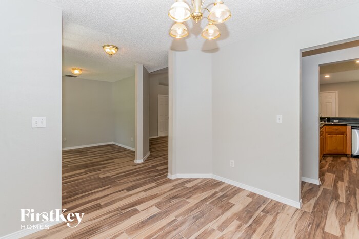 Building Photo - 9759 Redbird Creek Dr