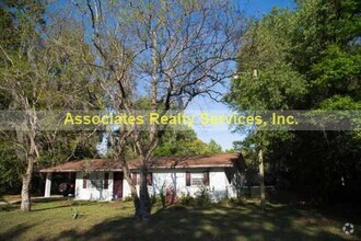 Building Photo - Quiet Subdivision Living