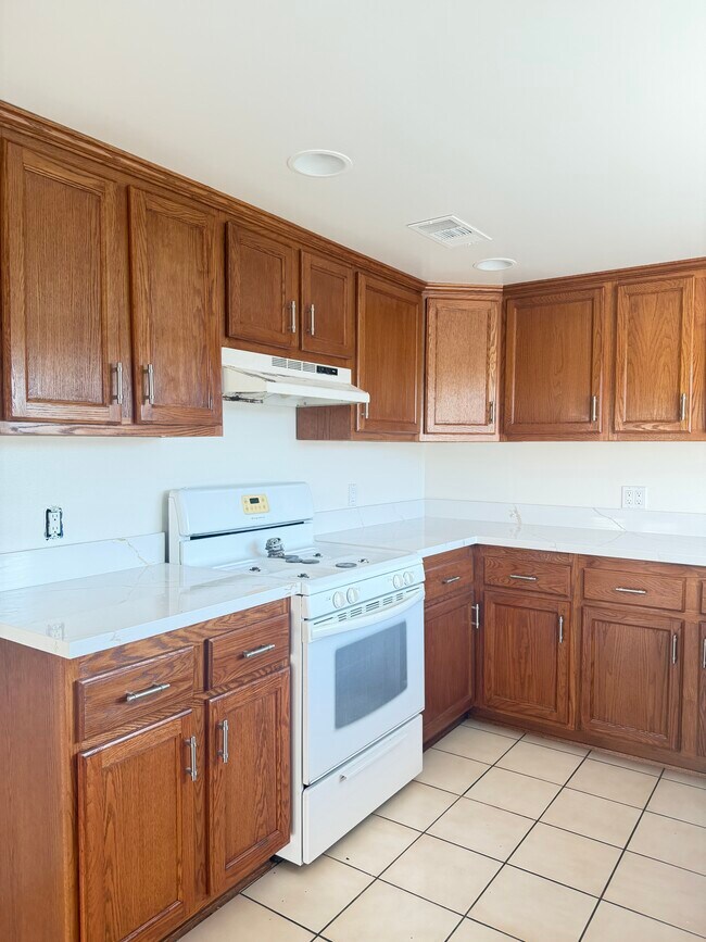 Building Photo - 20622 Archwood St