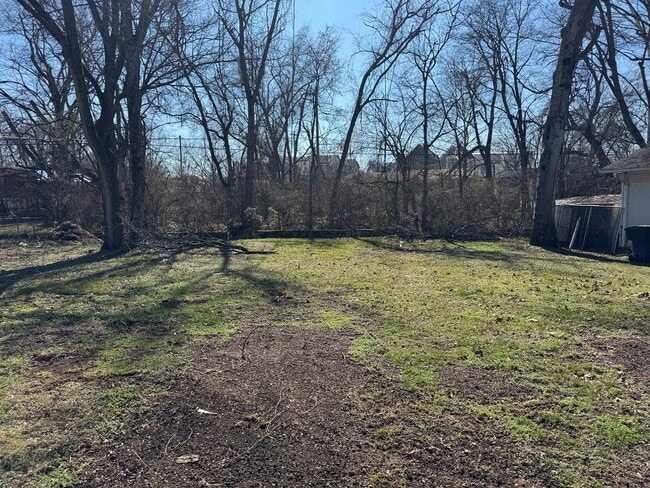 Building Photo - Fantastic 3 Bedroom Home in Charlotte Park/West Nashville!