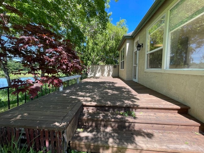 Building Photo - 2148 Falcon Ridge Dr